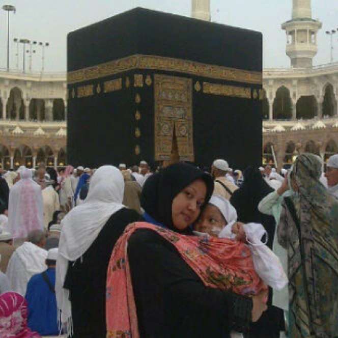 Caca, Putri Bungsu Komeng Semasa Hidup