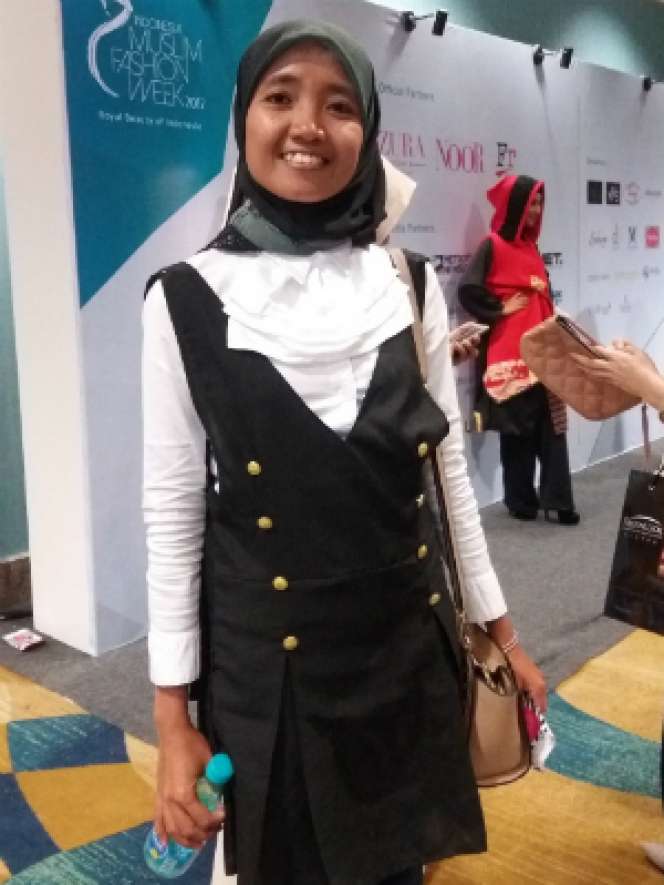 #HOTD: Tampilan `2 in 1` Rani Putri