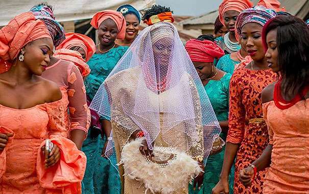 Berbagai Desain Gaun Pengantin Muslim di Seluruh Dunia, Cantik