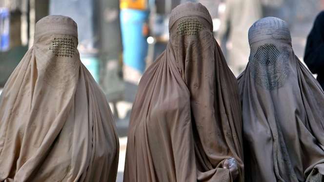 7 Gaya Khas Busana Hijab dari Berbagai Negara