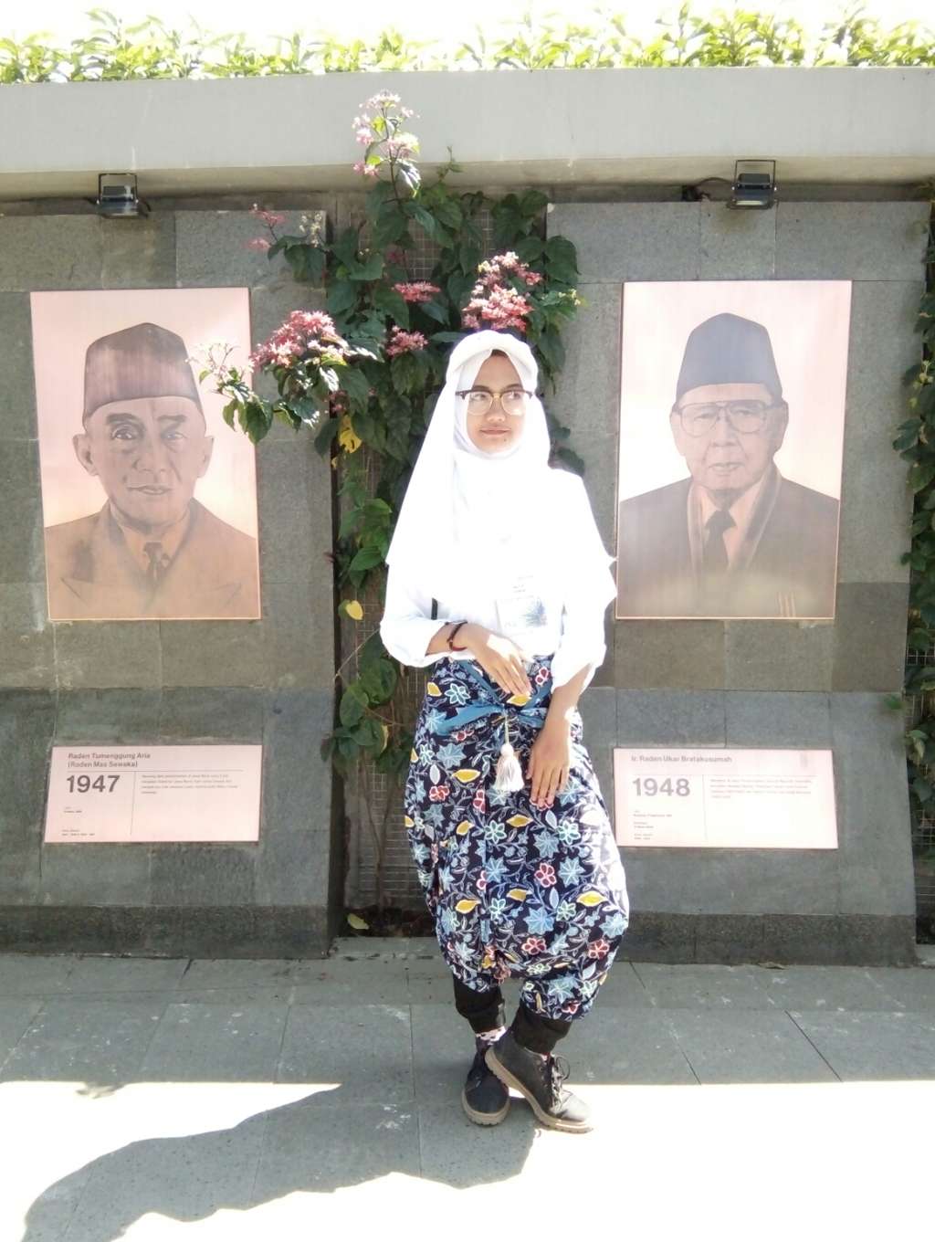 #HOTD: Paduan yang Cocok dengan Kain Lilit Batik Mutia Annisa