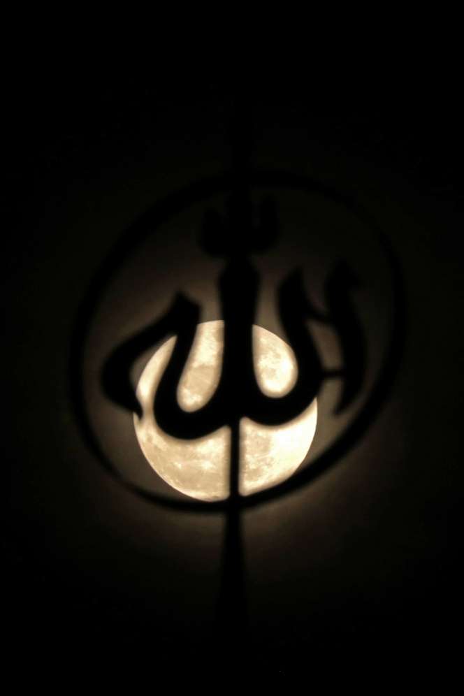 Menikmati Keindahan Supermoon, Masya Allah....