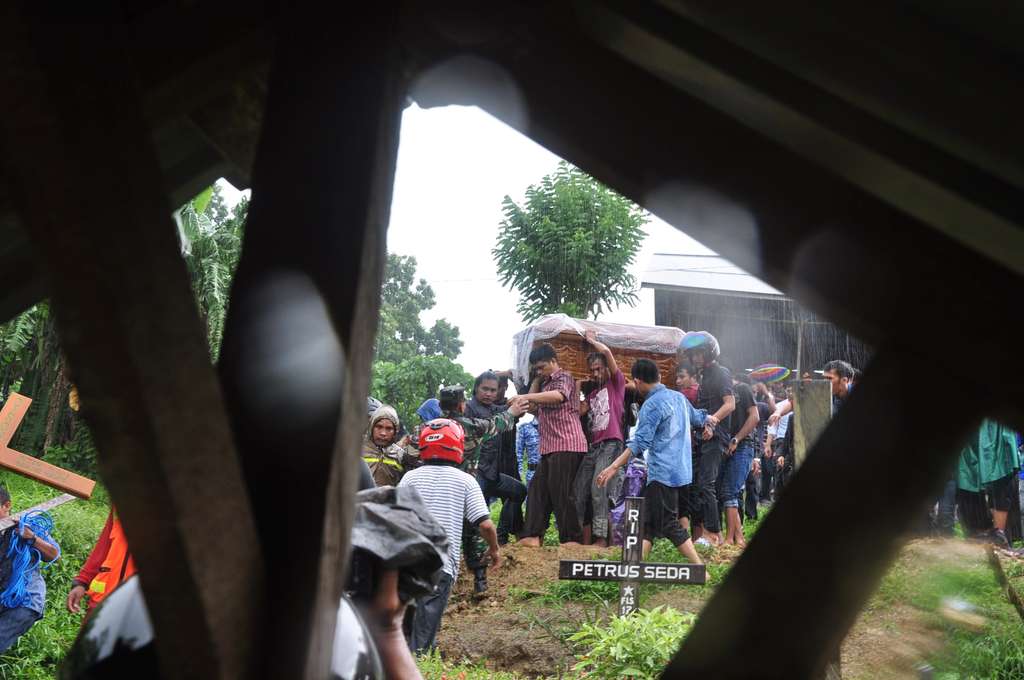 Bocah Intan Olivia dan Pesan Damai dari Khatulistiwa