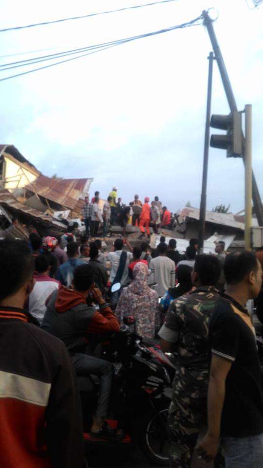 Foto-foto Dampak Gempa 6,5 SR di Aceh