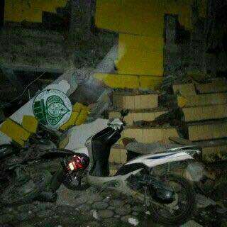 Foto-foto Dampak Gempa 6,5 SR di Aceh