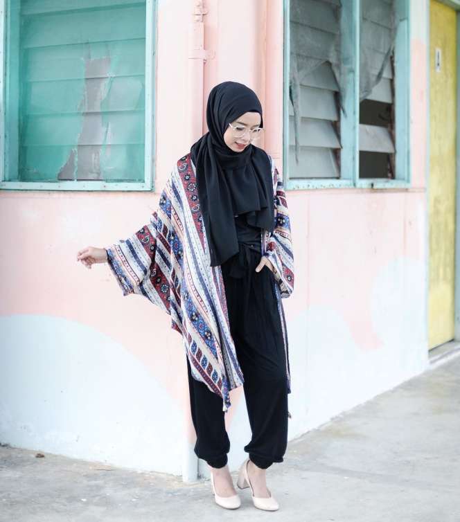 #HOTD: Kenakan Outer Bermotif untuk Sehari-hari Ala Joyagh