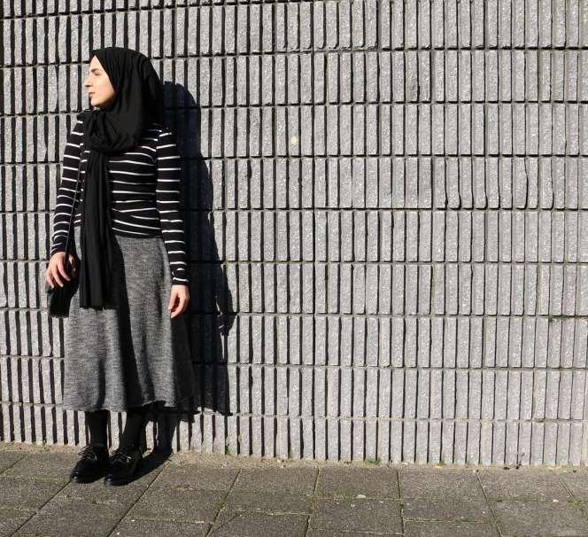 #HOTD: Nuansa Hitam-Abu Ala Seyma