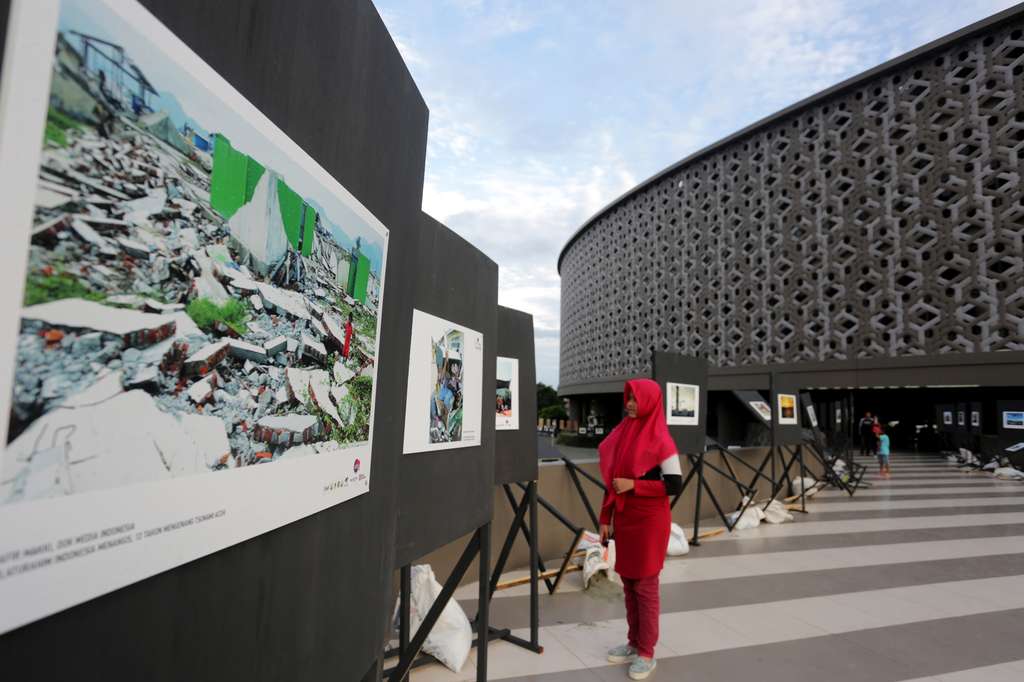 Mengenang 12 Tahun Tsunami Aceh