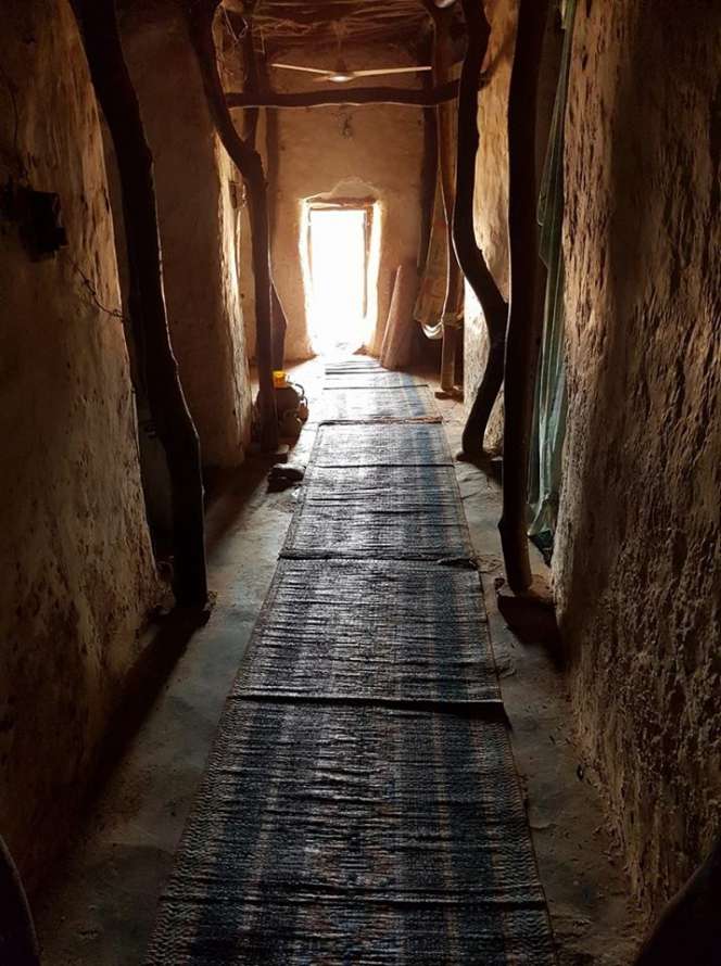 Intip Keindahan Mesjid Tertua di Ghana, Terbuat dari Lumpur