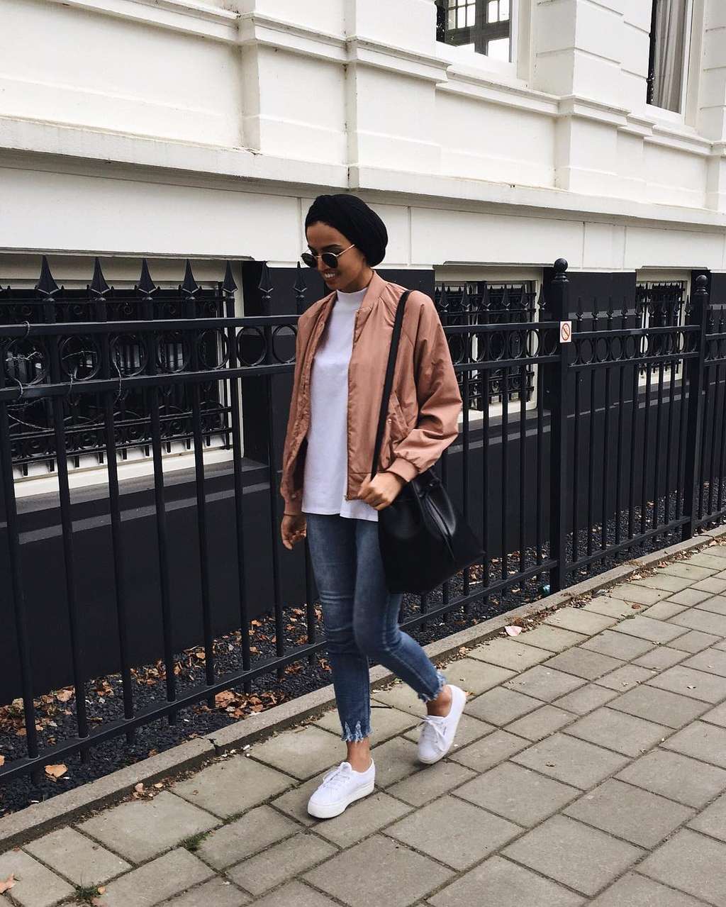 #HOTD: Referensi Paduan Jaket Bomber dari Khaoulathings