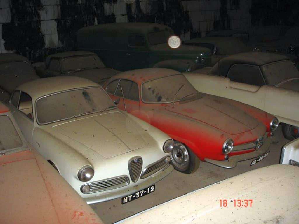 Beli Sebidang Tanah Plus Gudang Tua Diatasnya, Saat Dibuka....