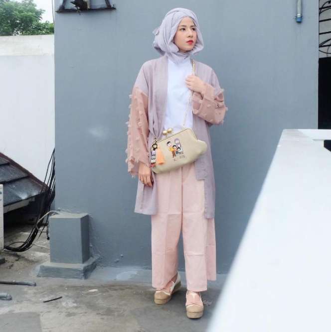 #HOTD: Warna Pastel Bikin Natasha Rizki Makin Feminin