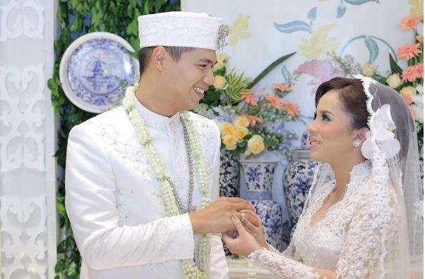 Ingat 'Si Tomboy' Bulan? Kini Dia Hijaber Cantik!