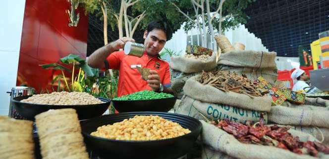 Kerennya Ferrari World, Taman Hiburan Indoor Terbesar di Dunia