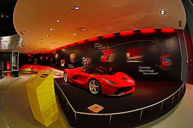 Kerennya Ferrari World, Taman Hiburan Indoor Terbesar di Dunia