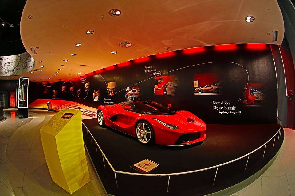 Kerennya Ferrari World, Taman Hiburan Indoor Terbesar di Dunia