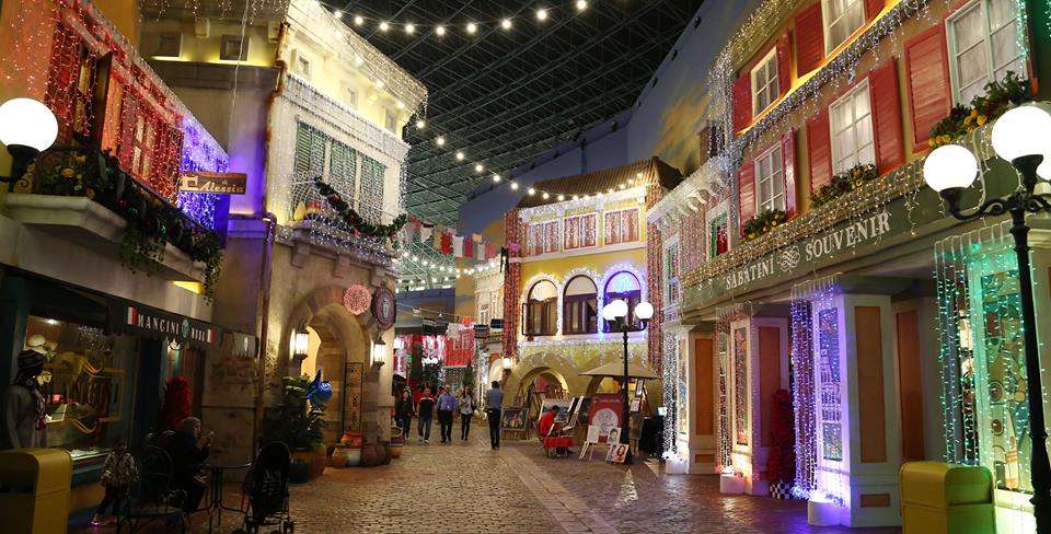 Kerennya Ferrari World, Taman Hiburan Indoor Terbesar di Dunia