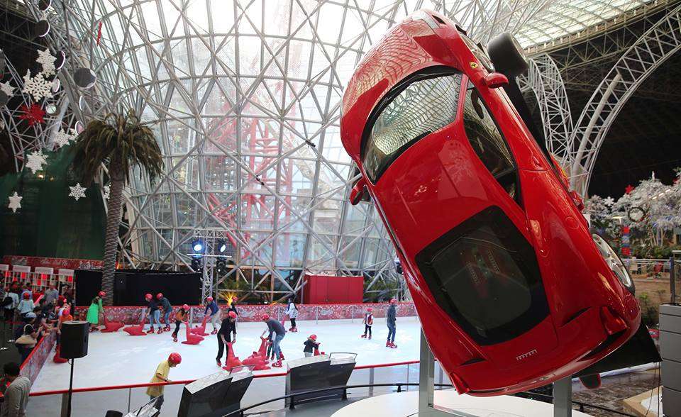 Kerennya Ferrari World, Taman Hiburan Indoor Terbesar di Dunia