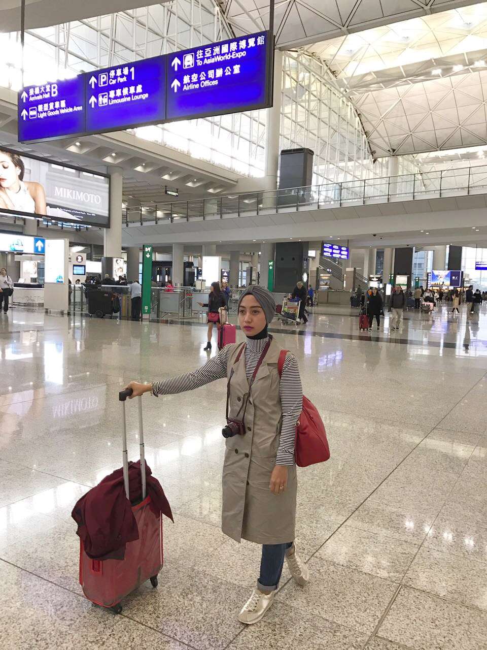 #HOTD: Gaya Busana Simpel & Kasual Ala Wian Sambut Liburan