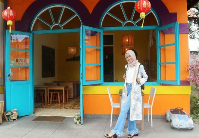 #HOTD: Gaya Kasual Birrulloh Alyatunisa dengan Celana Cutbray