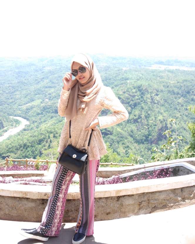 #HOTD: Inspirasi Boho Style Mutiara Putri Danti