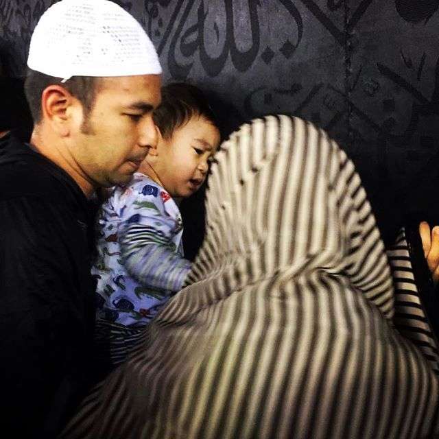 Perjalanan Umroh Raffi-Nagita