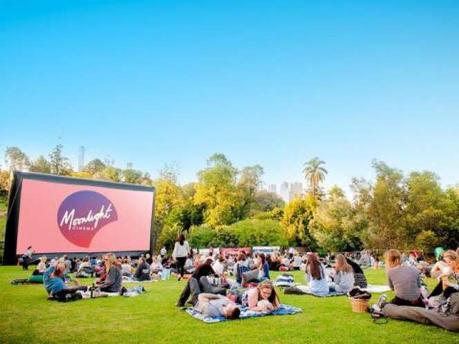 Rasakan Sensasi Nonton Film di Ruang Terbuka ala Orang Aussie