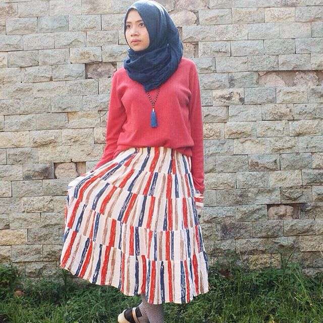 #HOTD: Gaya Feminin dengan Rok 'A Line' Ala Ghea Megah Pahleti