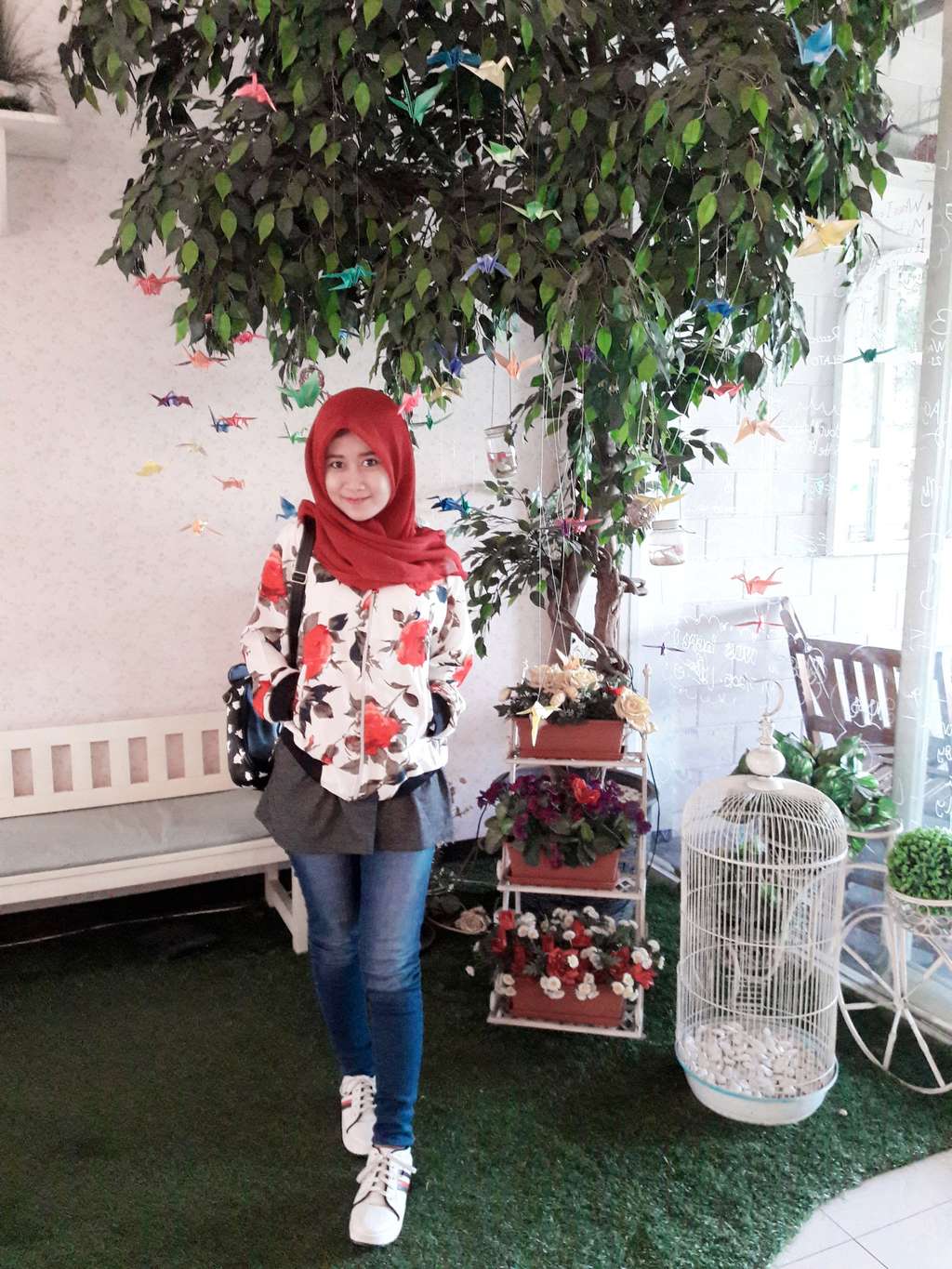 #HOTD: Jaket Bisa Bikin Farah Ardhila Terlihat Feminin