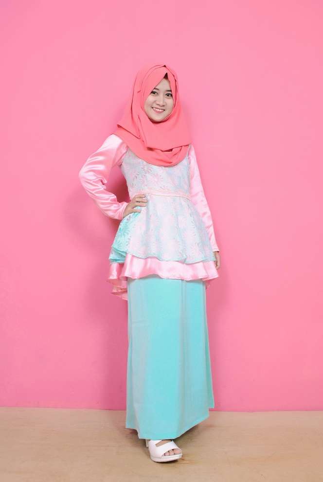 #HOTD: Percaya Diri Farah Ardhila dengan Nuansa Pastel