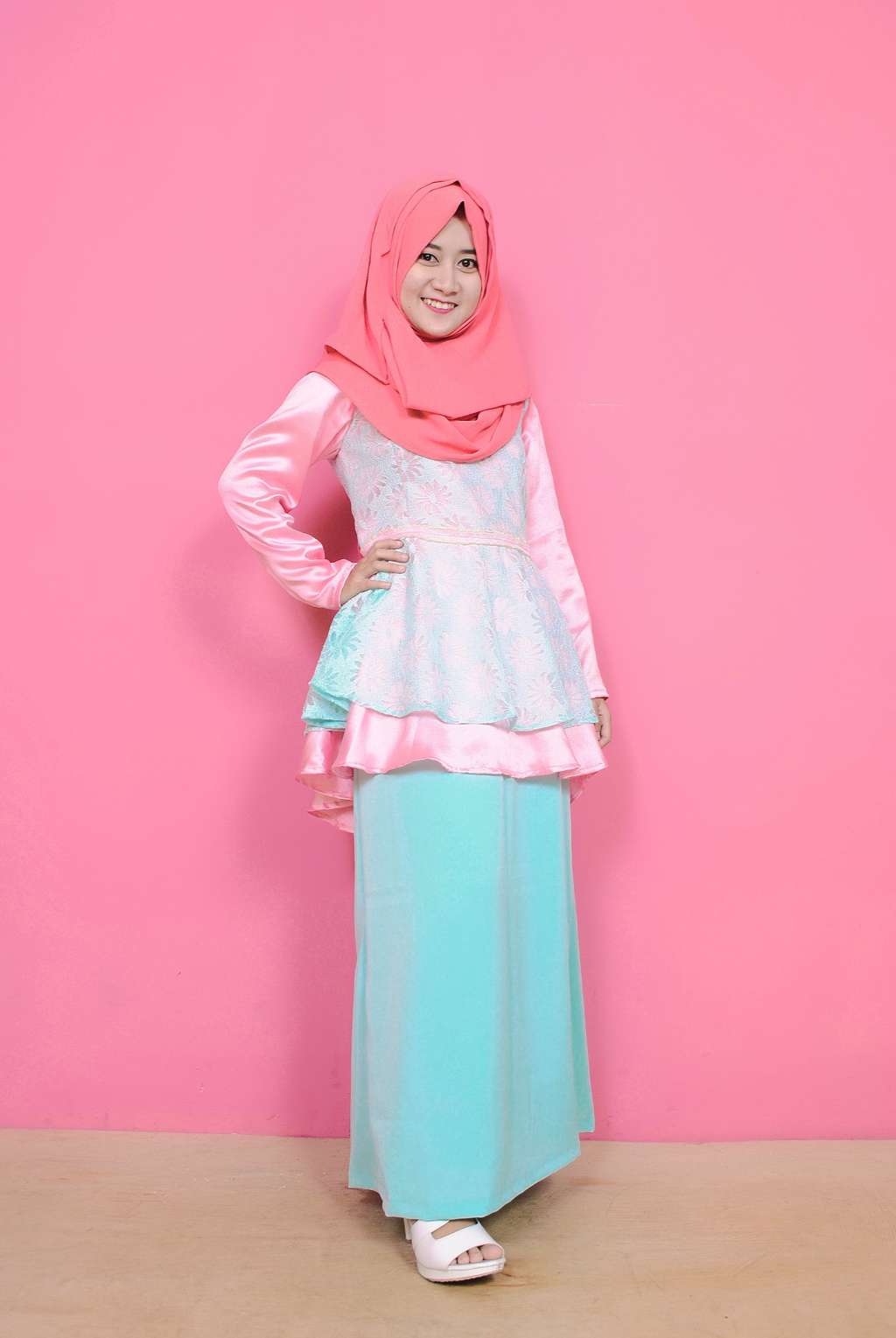 #HOTD: Percaya Diri Farah Ardhila dengan Nuansa Pastel