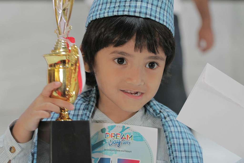 Keceriaan Lomba Busana Muslim Anak Dream Day 2017