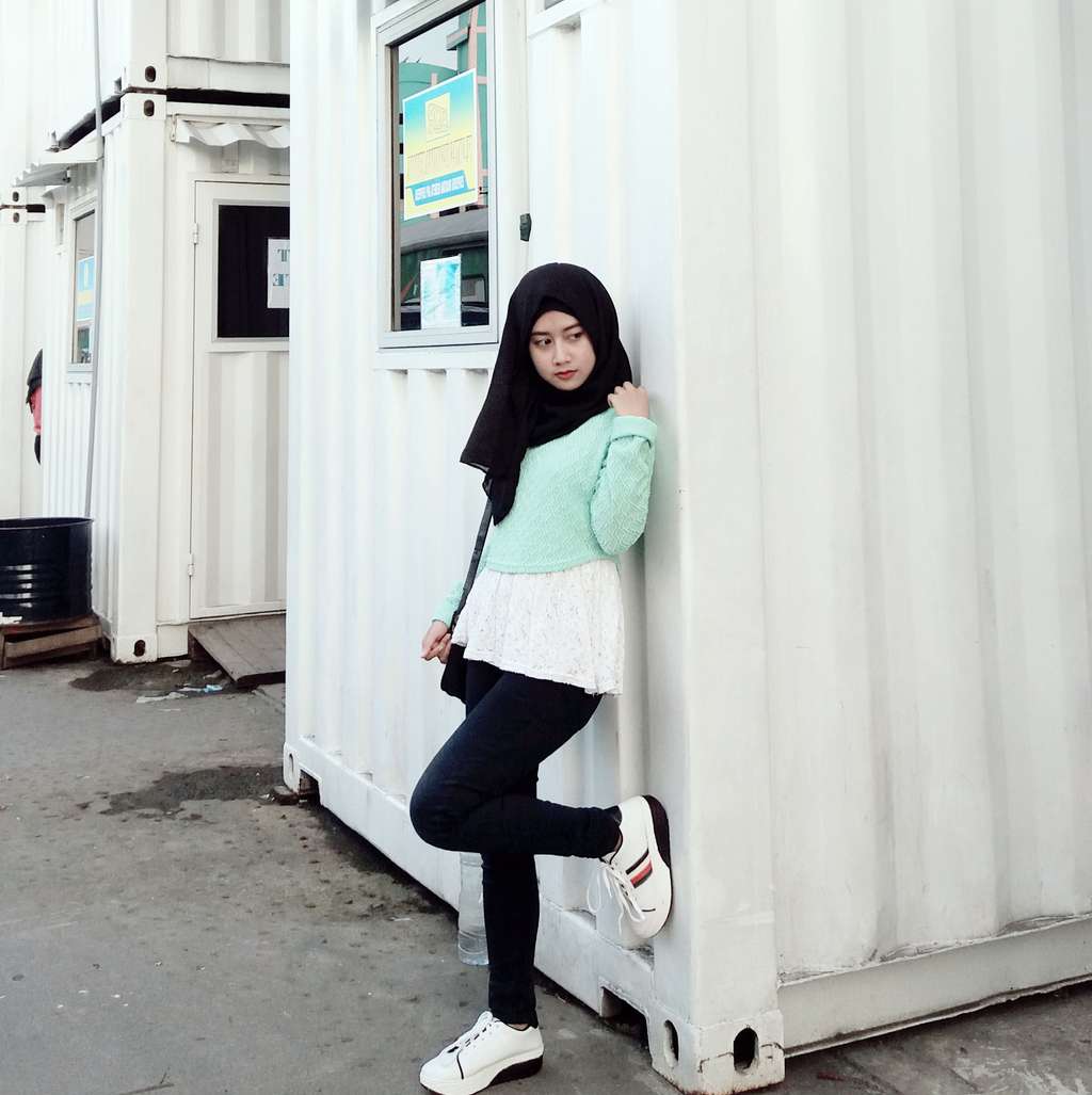 #HOTD: Warna Pastel Tak Selalu Beri Kesan Feminin
