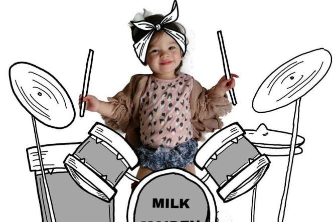  Kreatif! Pose Lucu Anak Dibuat Ilustrasi Oleh Sang Ibu