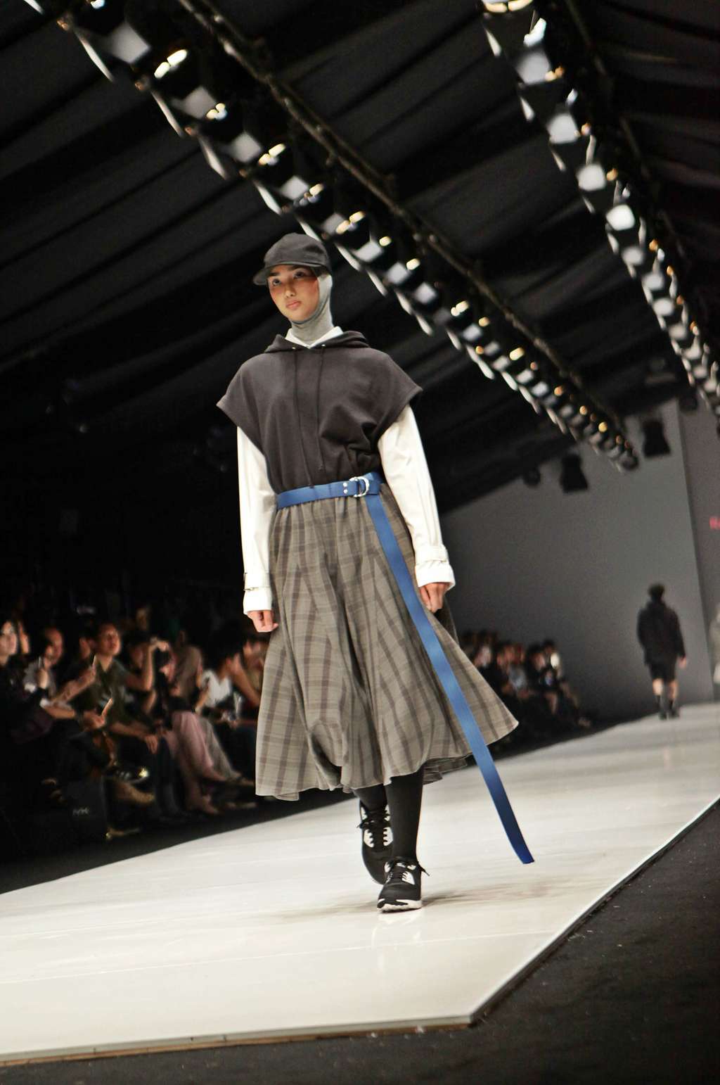 Gaya Hijab Urban Rani Hatta di JFW 2018