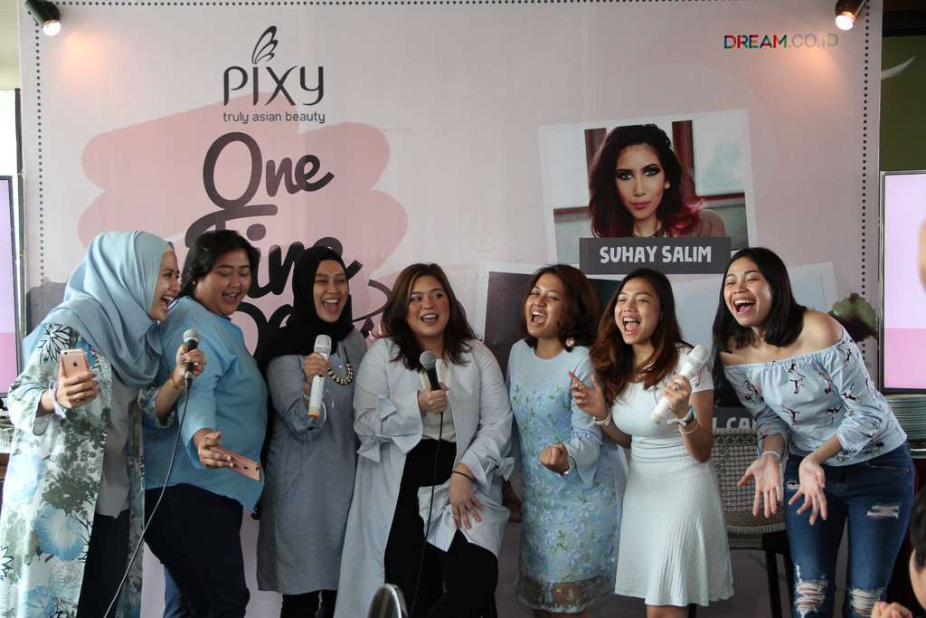 Foto: Kehebohan `One Fine Day` Bersama Tiga Beauty Vlogger