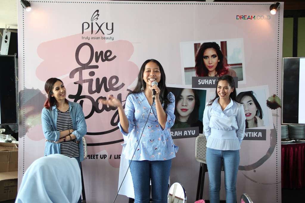 Foto: Kehebohan `One Fine Day` Bersama Tiga Beauty Vlogger