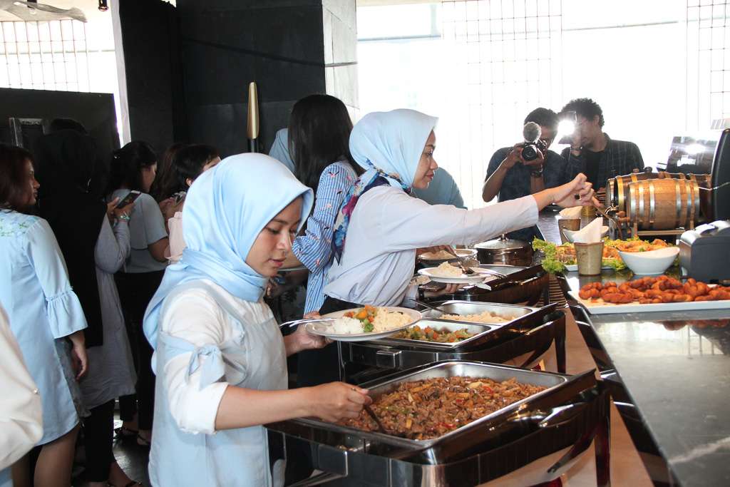 Foto: Kehebohan `One Fine Day` Bersama Tiga Beauty Vlogger