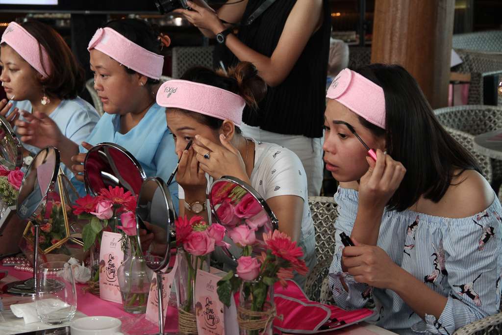 Foto: Kehebohan `One Fine Day` Bersama Tiga Beauty Vlogger