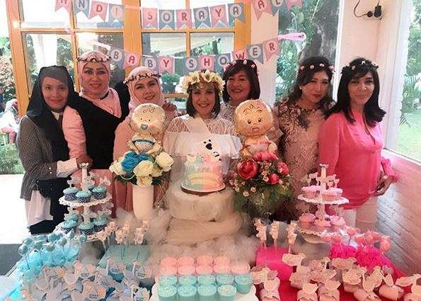 Hamil di Usia 41 Tahun, Andi Soraya Gelar Baby Shower