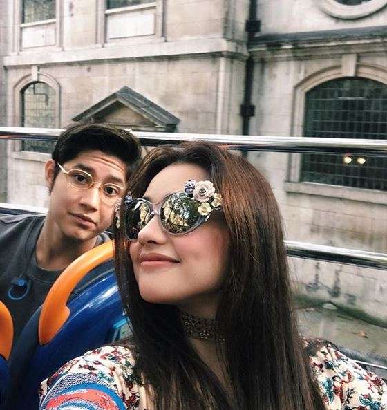 Kedekatan 5 Artis Cantik dengan Anak Tirinya