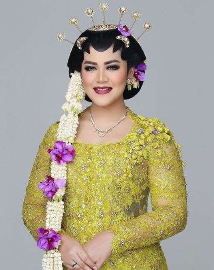 Jadi Model Pengantin Solo, Kahiyang Ayu Bikin Pangling