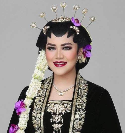 Jadi Model Pengantin Solo, Kahiyang Ayu Bikin Pangling