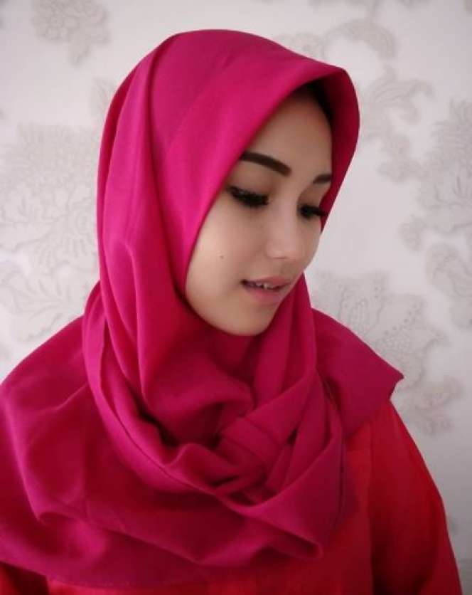 Penampilan Ayu Ting Ting, Via Vallen & Nella Kharisma Berhijab