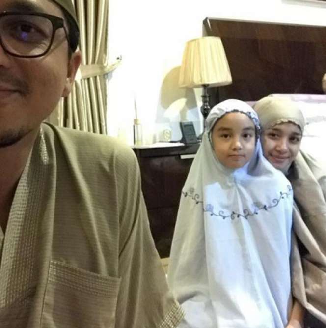 Momen Kehangatan Cynthia Bella dengan Aleesya Emran