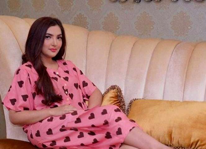 Pesona 5 Artis Cantik Dasteran