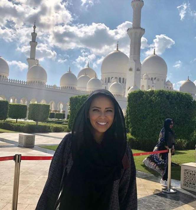 Pesona WAGs Real Madrid Berhijab
