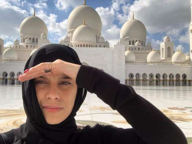 Pesona WAGs Real Madrid Berhijab