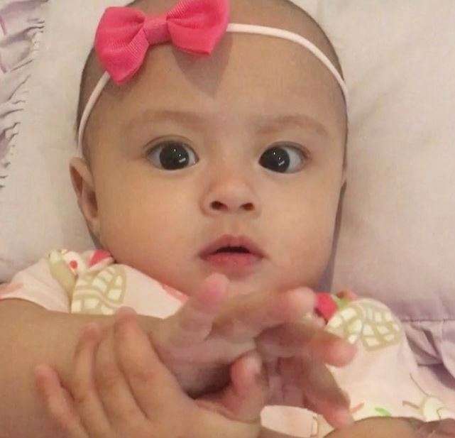 Foto: Polah Gemas Bayi Kembar Cynthia Lamusu-Surya Saputra