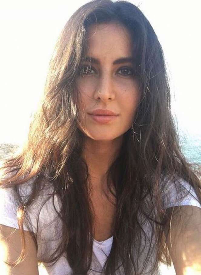 Pesona Katrina Kaif, Artis Bollywood yang Bikin Meleleh
